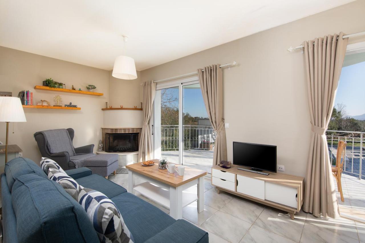 Villa Serenity Pouládes Esterno foto